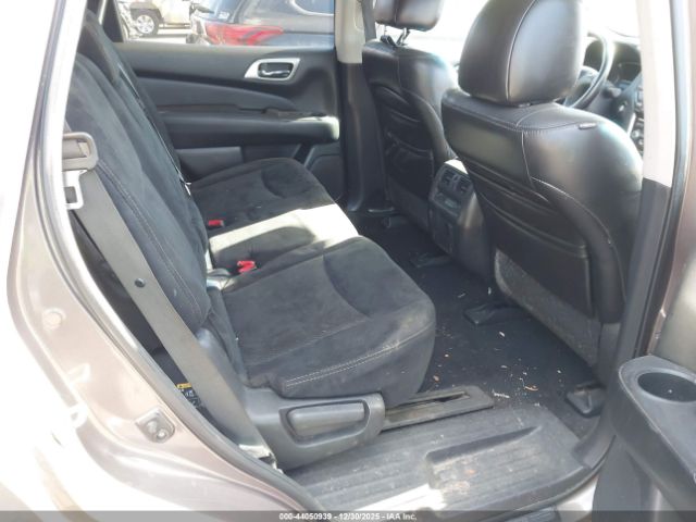 Nissan Pathfinder Sl Image 12