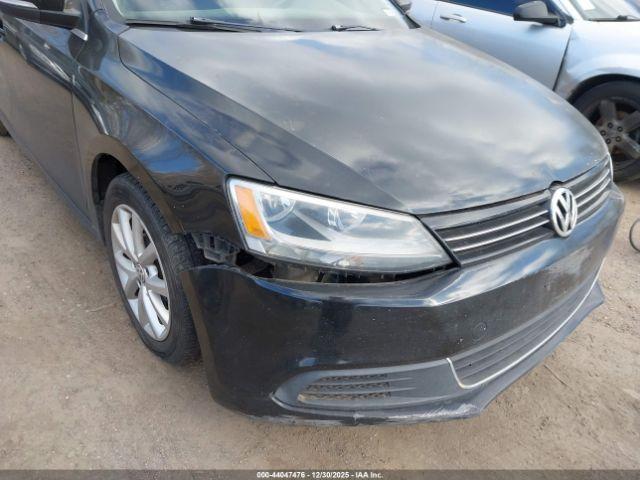 Volkswagen Jetta 1.8t Se Image 2