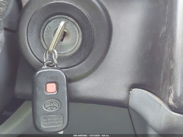 Toyota Sienna Le Image 9