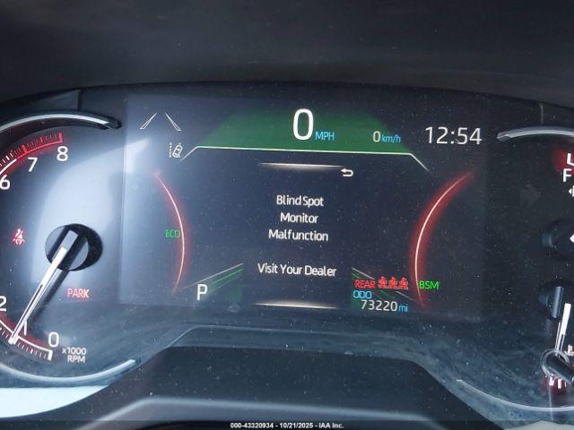 Toyota RAV4 Xle Image 14