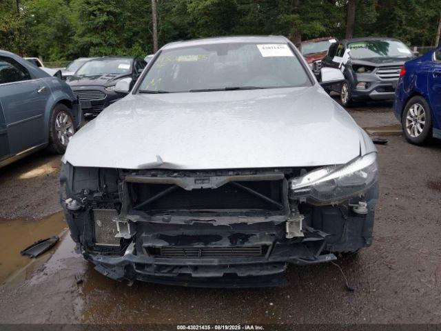 BMW 3 Series Xdrive Image 8