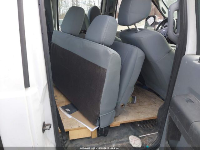 Ford F-250 Xl Image 3