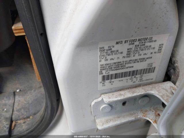 Ford F-250 Xl Image 11