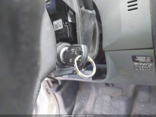 Ford F-250 Xl Image 12