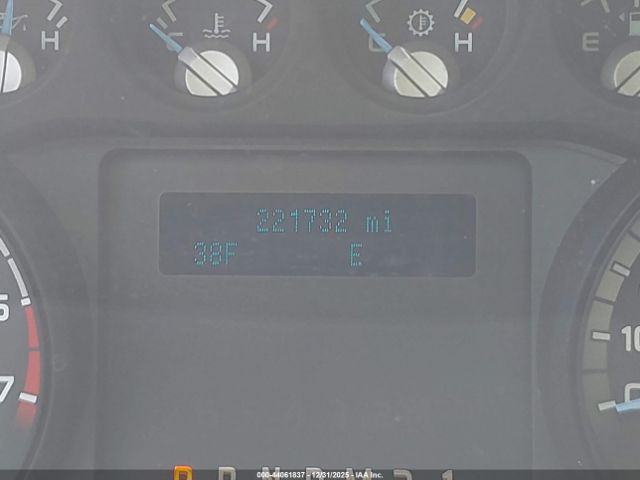 Ford F-250 Xl Image 16