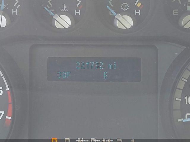 Ford F-250 Xl Image 16