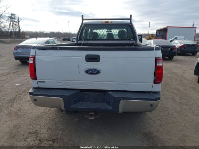 Ford F-250 Xl Image 9