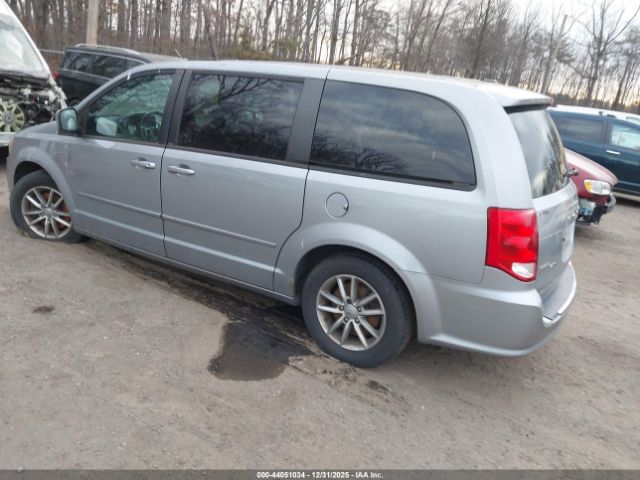 Dodge Grand Caravan Image 2