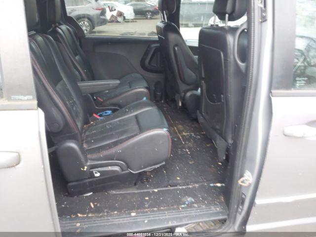 Dodge Grand Caravan Image 5