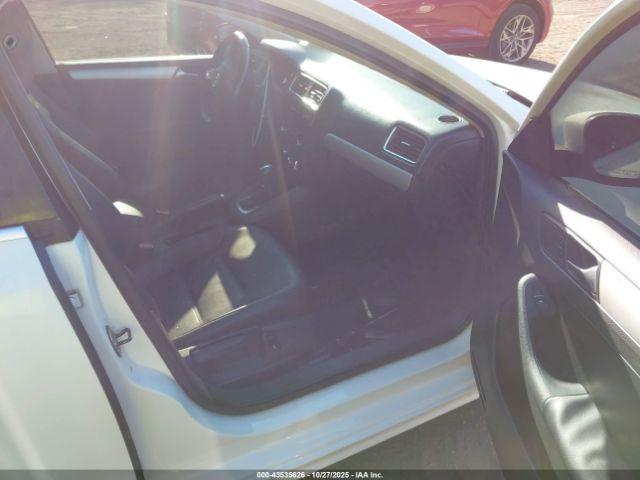 Volkswagen Jetta 2.5l Se Image 3