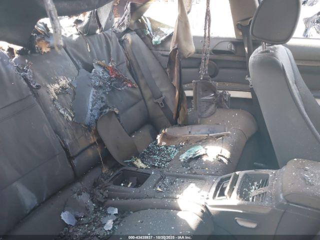 BMW 3 Series Image 8