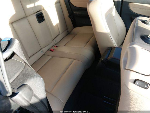 BMW 1 Series Image 6