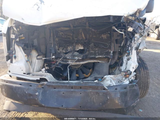 Chevrolet Express Work Van Image 5