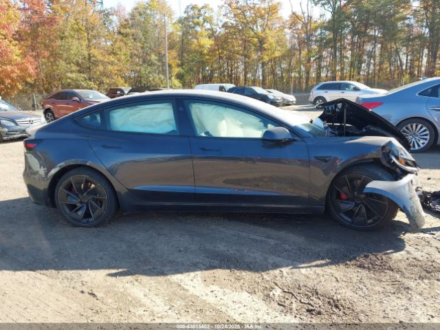 Tesla Model 3 Performance Image 11