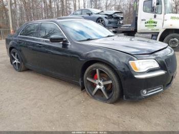  Salvage Chrysler 300