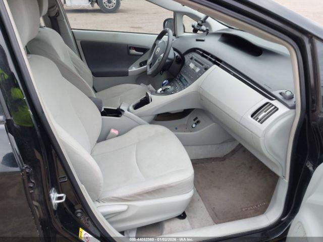 Toyota Prius Ii Image 10