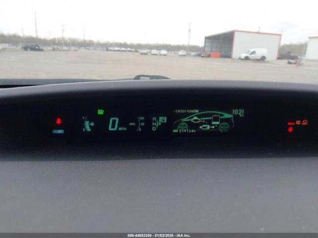 Toyota Prius Ii Image 11