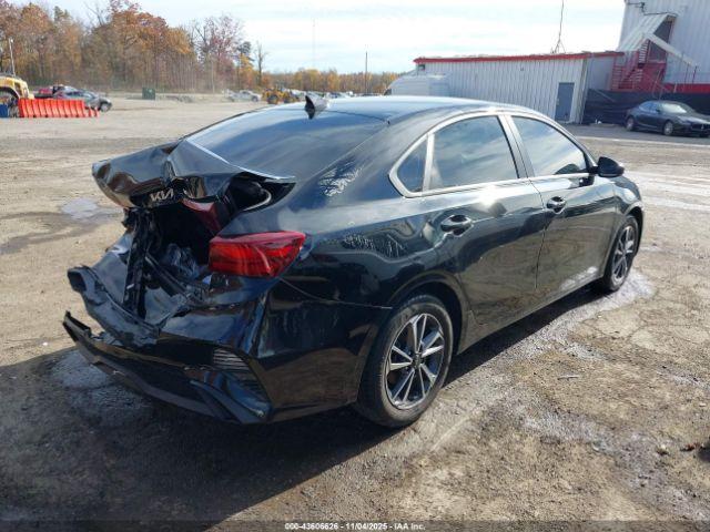 Kia Forte Lxs Image 5