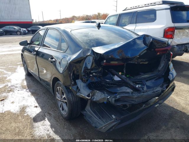 Kia Forte Lxs Image 7