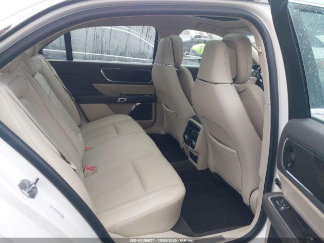 Lincoln Continental Reserve Image 10