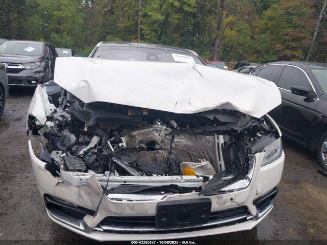 Lincoln Continental Reserve Image 9