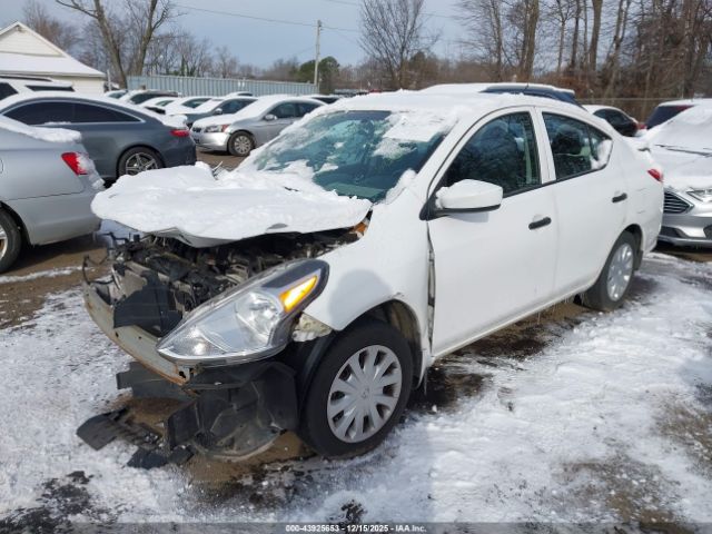 Nissan Versa 1.6 S+ Image 16