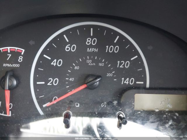 Nissan Versa 1.6 S+ Image 3