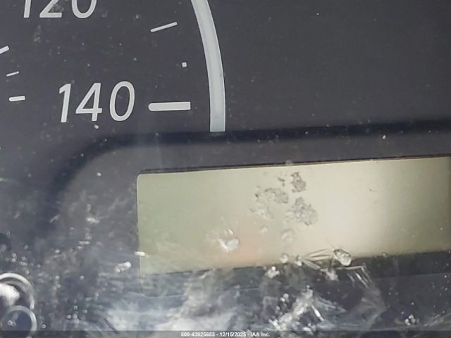 Nissan Versa 1.6 S+ Image 15