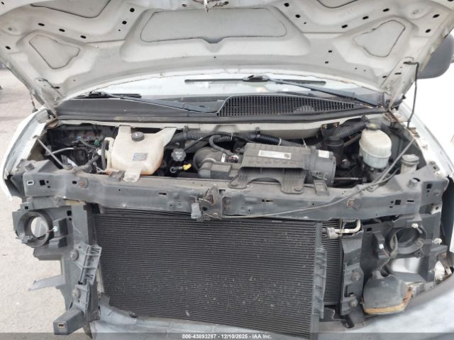 Chevrolet Express Work Van Image 6