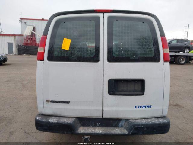 Chevrolet Express Work Van Image 14
