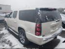 GMC Yukon Denali Image 4