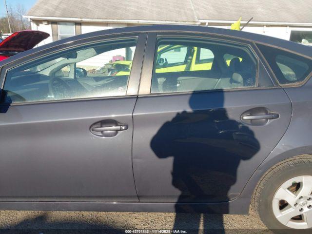 Toyota Prius Iii Image 13