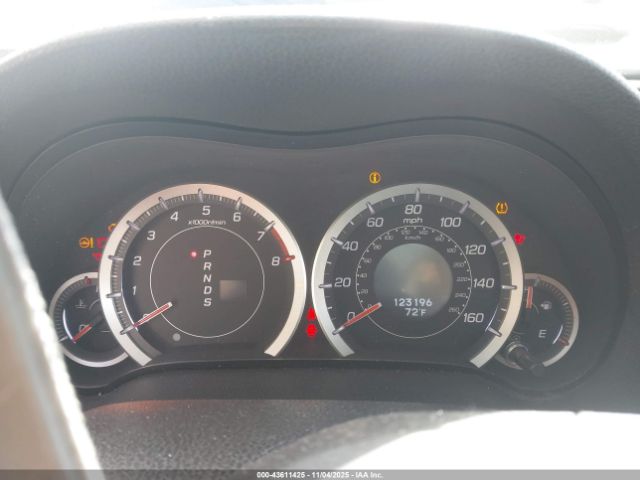 Acura TSX 2.4 Image 13