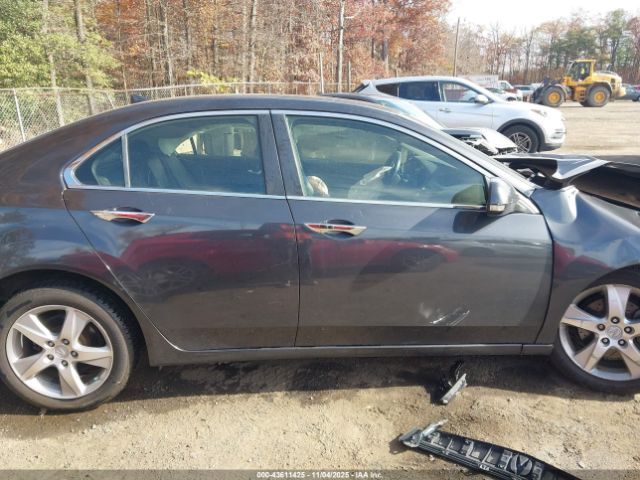 Acura TSX 2.4 Image 14