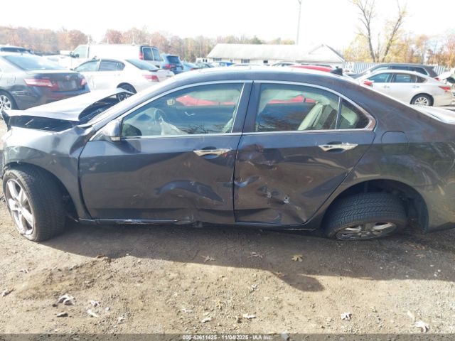 Acura TSX 2.4 Image 2