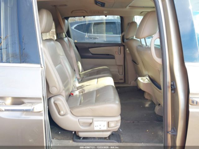 Honda Odyssey Image 2