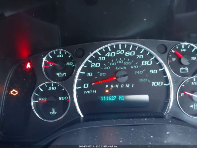 Chevrolet Express Work Van Image 16