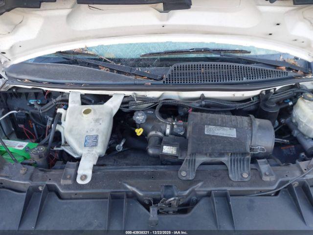 Chevrolet Express Work Van Image 15