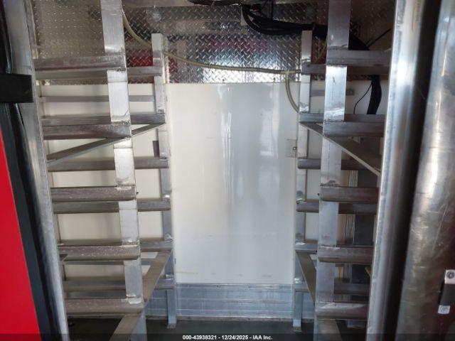 Chevrolet Express Work Van Image 3