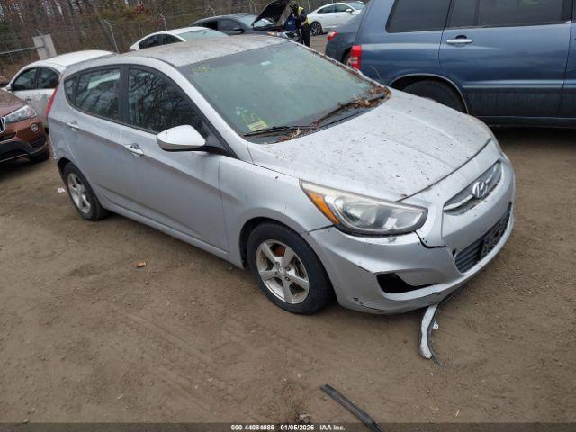  Salvage Hyundai ACCENT