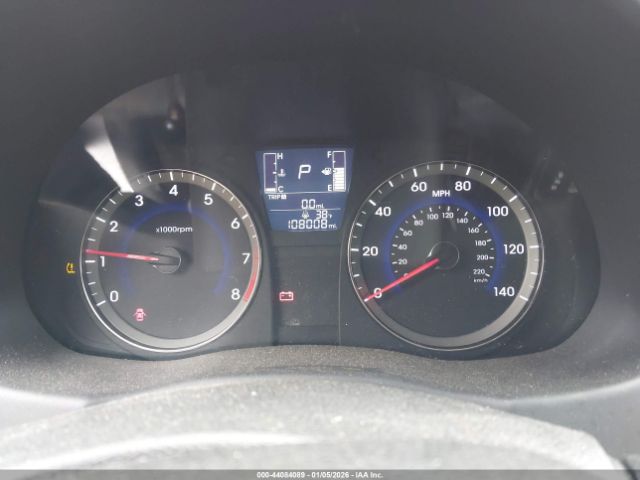 Hyundai ACCENT Image 5