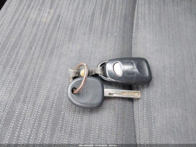 Hyundai ACCENT Image 9