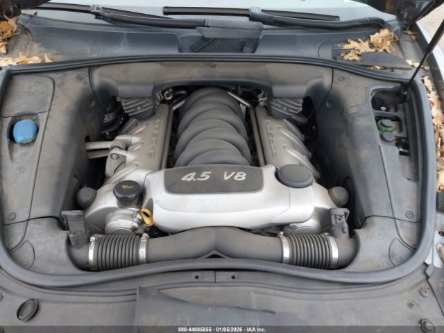 Porsche Cayenne Image 2