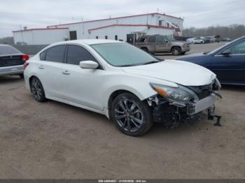  Salvage Nissan Altima
