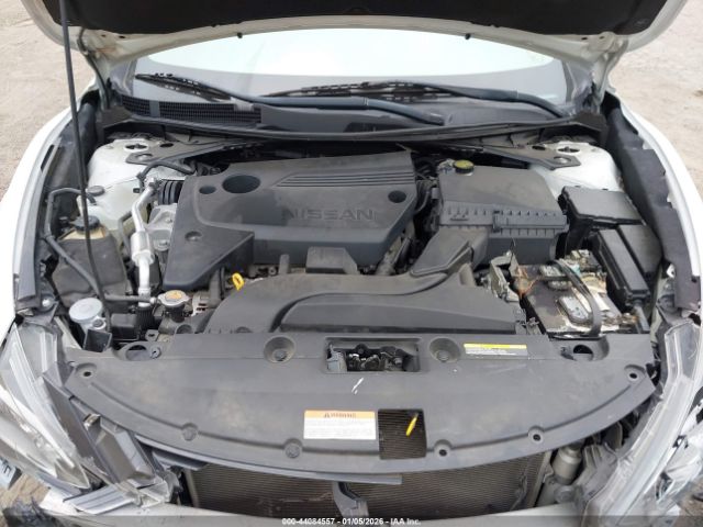 Nissan Altima 2.5 Sr Image 9