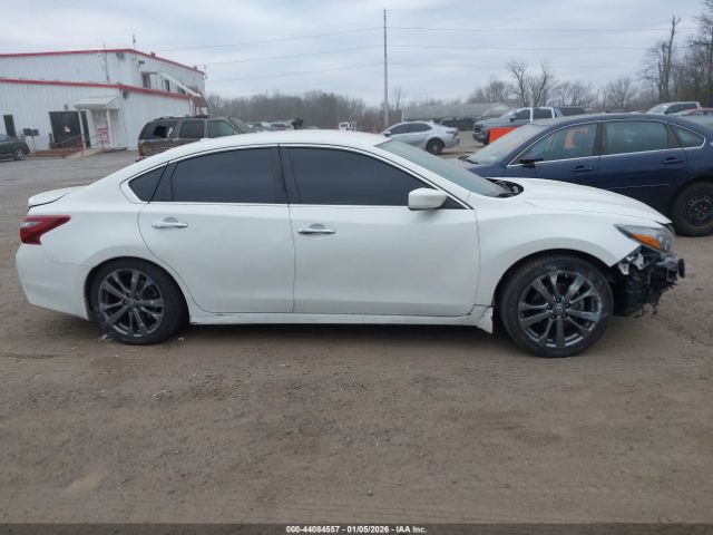 Nissan Altima 2.5 Sr Image 7