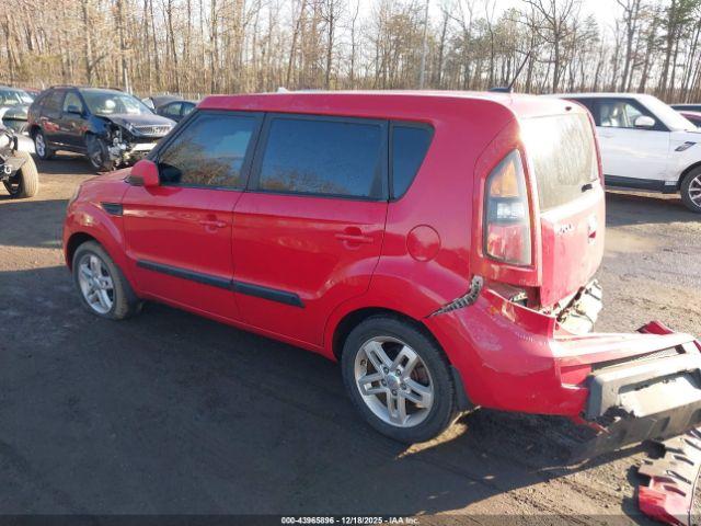 Kia Soul + Image 4
