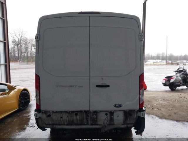 Ford Transit Image 13