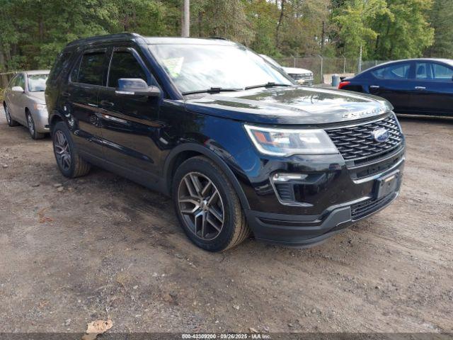  Salvage Ford Explorer