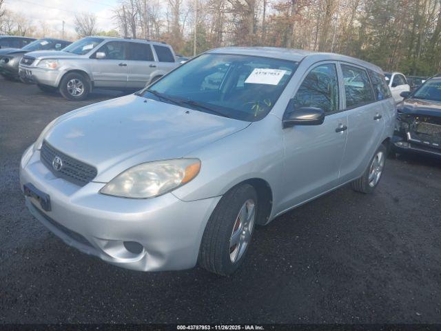 Toyota Matrix Image 10